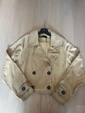 Zara women’s medium cropped jacket
